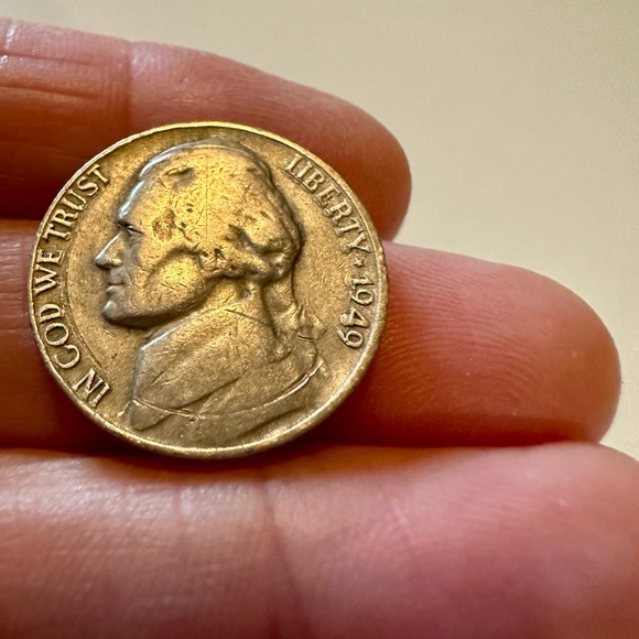 Error 1949 D Jefferson nickle - Picture 2 of 3